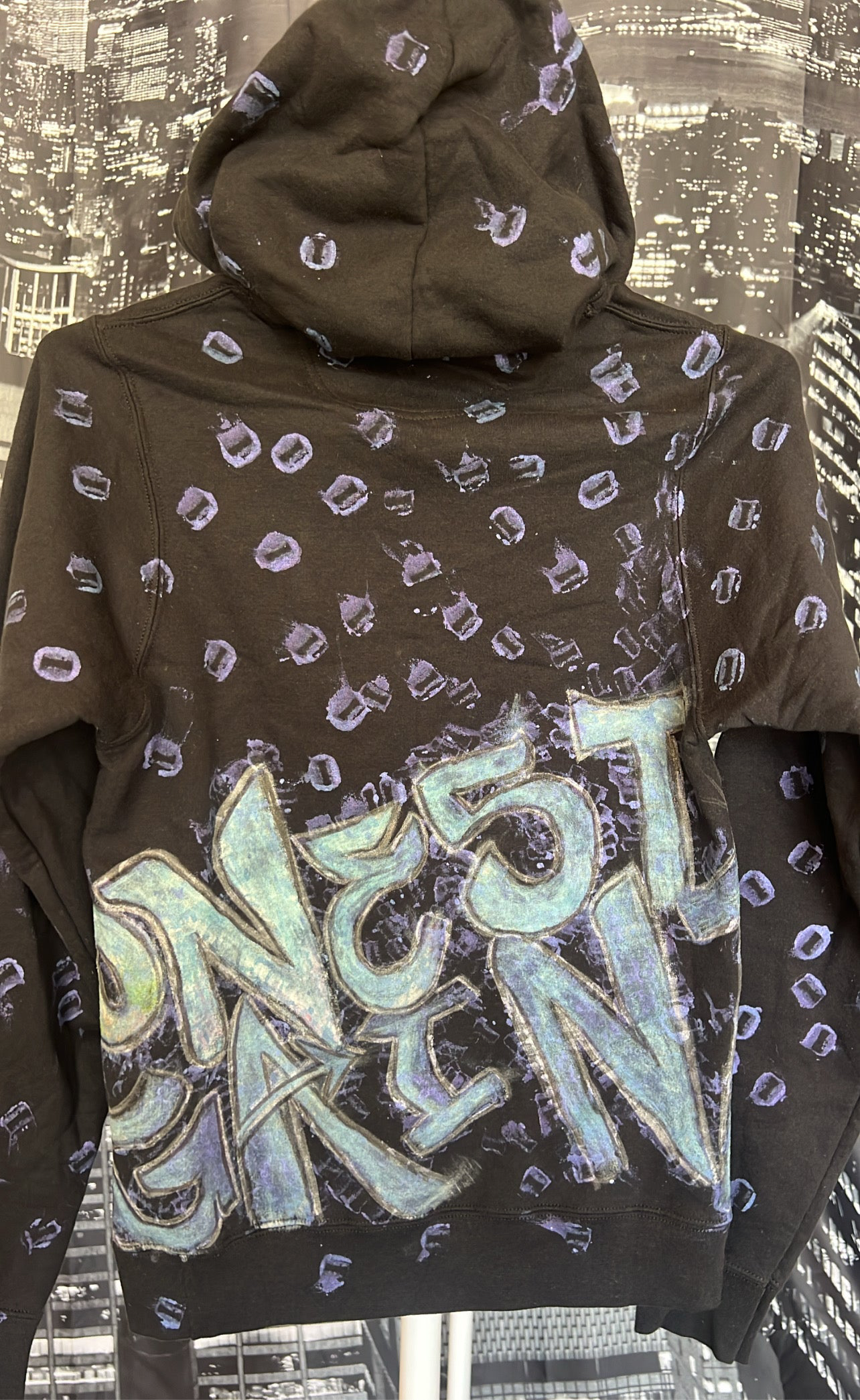 HOOD ON FIRE – 001 – Capsule 002 of 25 by OFF-ZZ