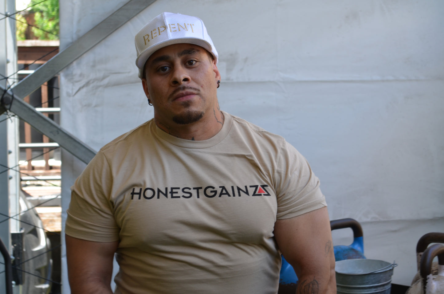 REPENT VINTAGE SATIN SNAPBACK – WHITE/GOLD (1 of 1)