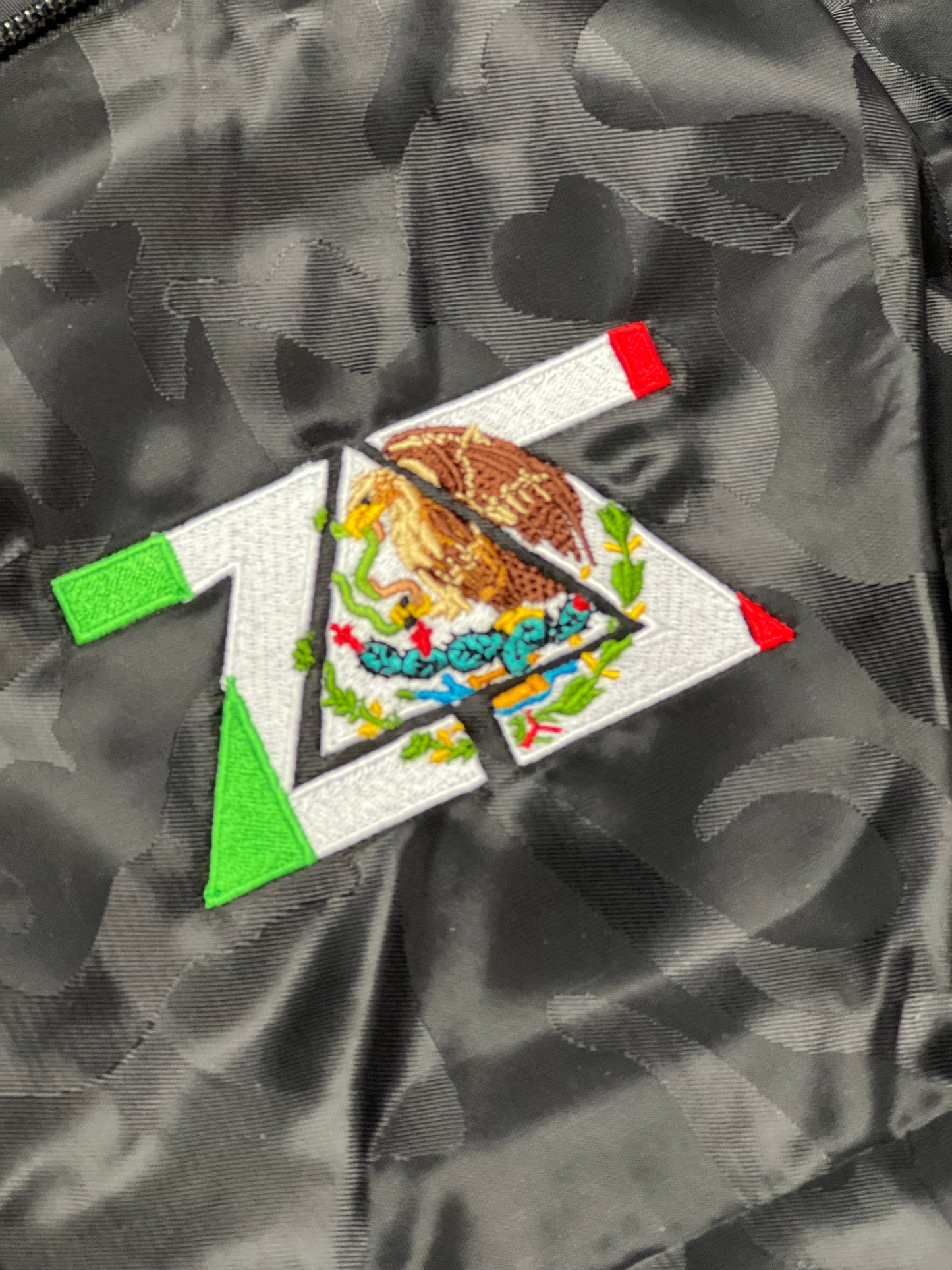 ZZ MEXICO COAT OF ARMS HONESTGAINZZ® SLING BAG