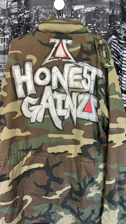 MILITANT FLAME – Piece 002 of 25
HOOD ON FIRE – Capsule 002